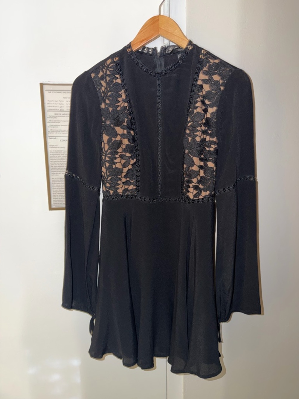Forever 21 Black Long-Sleeve Lace Inset Dress